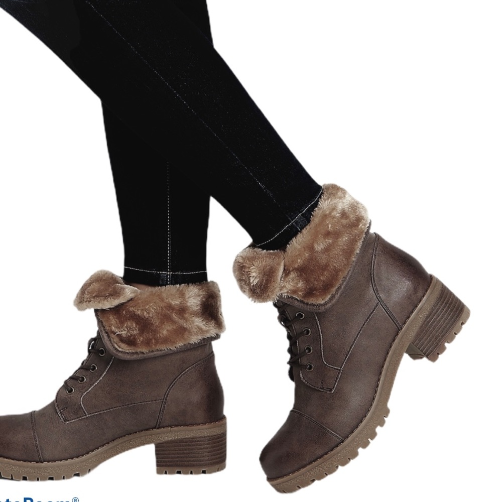 Maurice’s boots